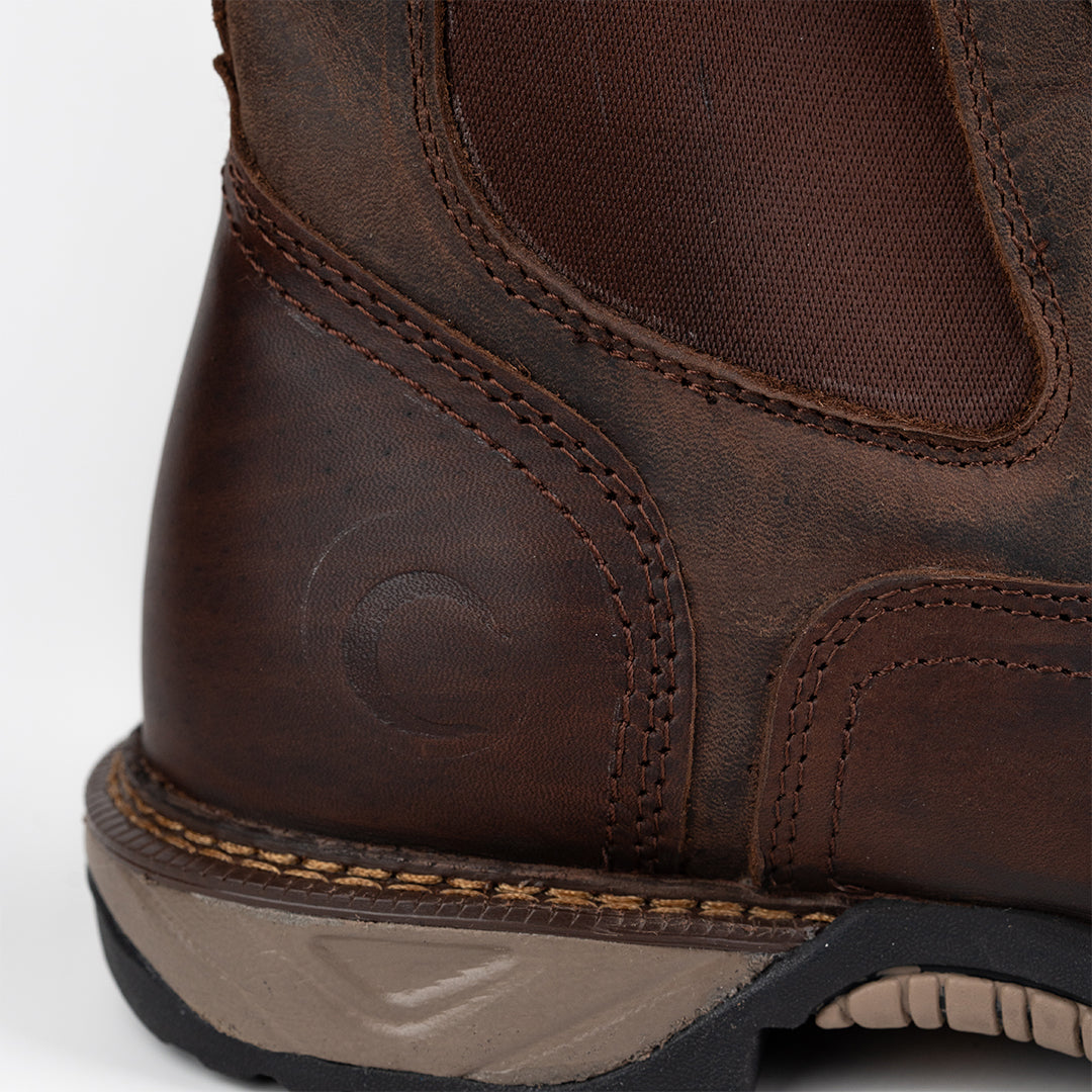 Detalle de Logo de la parte trasera de la bota Chelsea de trabajo Cebu BC Thunder Café disponible en Boot Place.