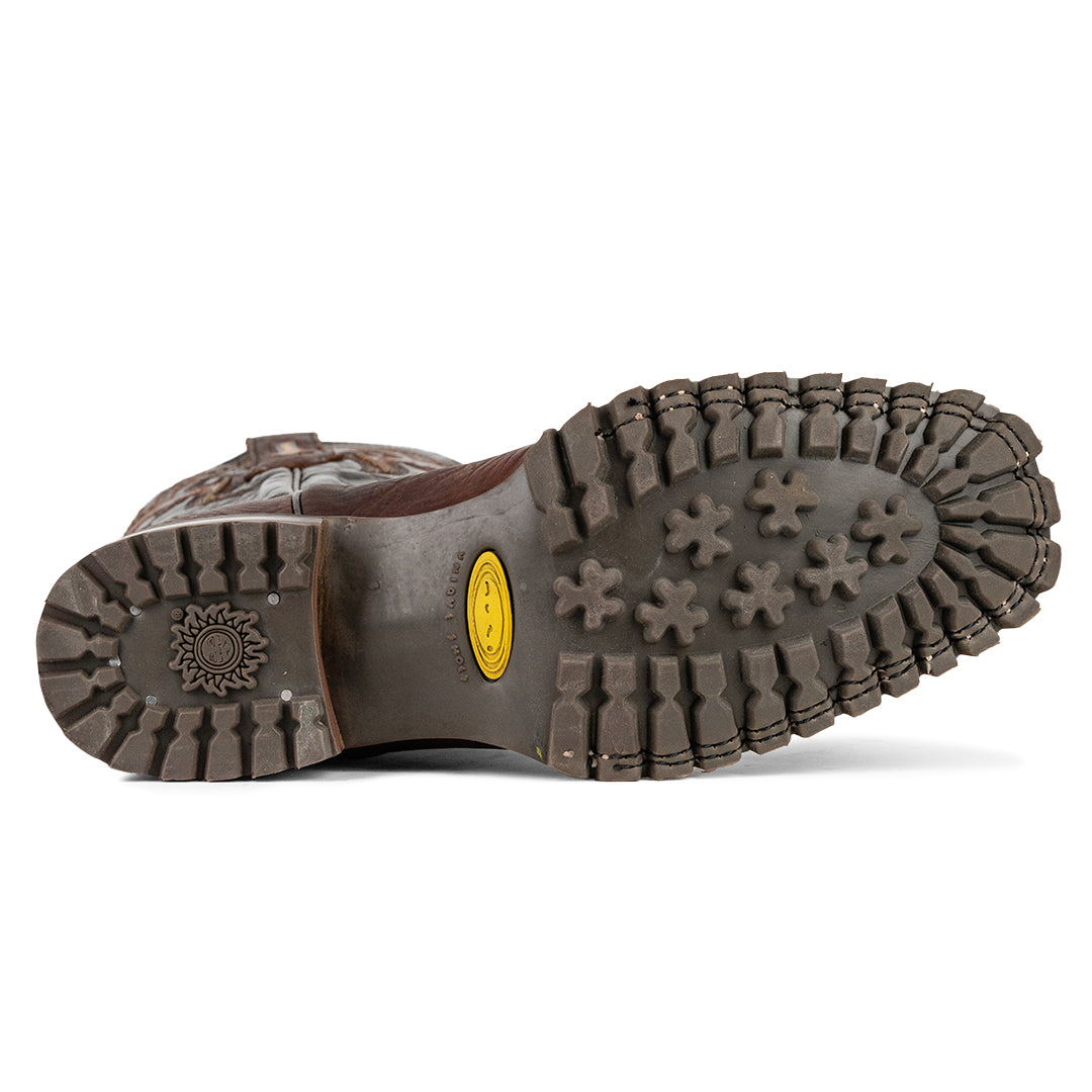 Detalle de la suela resistente de la Bota Vaquera Rio Grande Tampa, diseñada para ofrecer tracción y durabilidad en cualquier terreno, disponible en Boot Place.