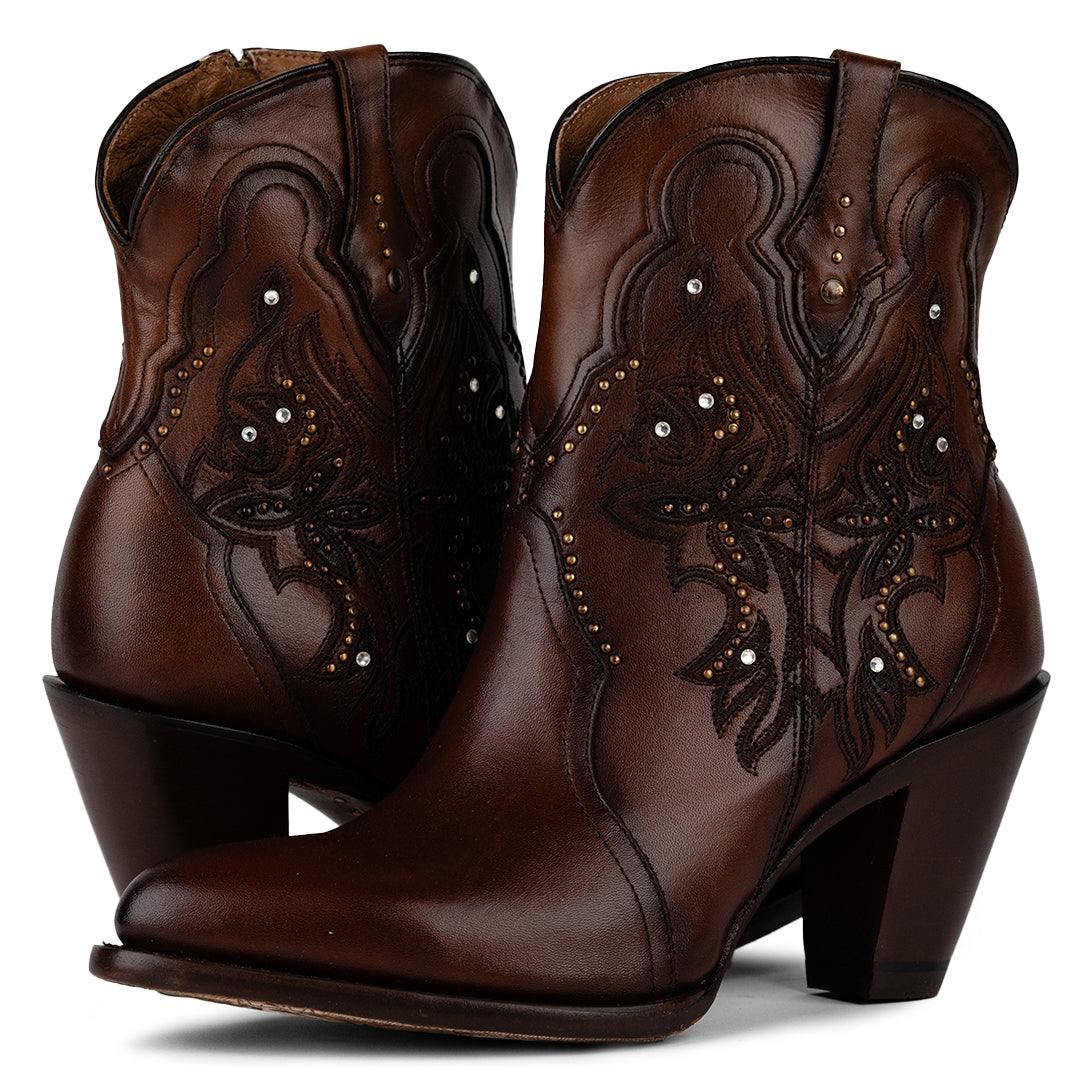 Vista trasera y delantera del Botín Urbano Venecia, con detalles de brillos Swarovski y cremallera lateral, disponible en Boot Place.